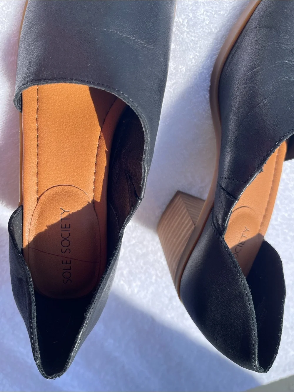 Sole Society Black Leather Peep Toe Cutout Block Heel Sandals Size 8.5M / 39